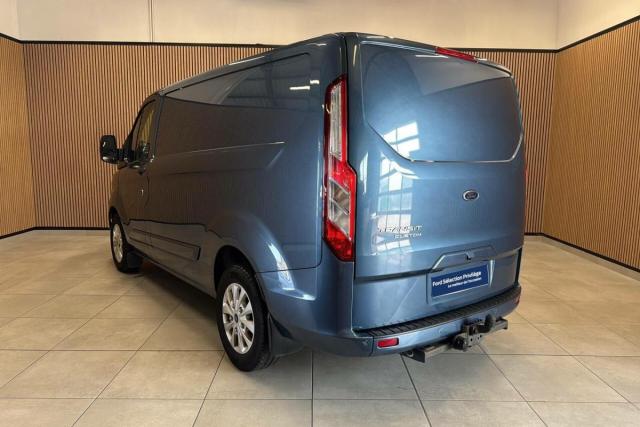 Ford Transit Custom image 1