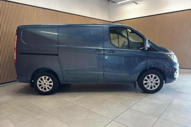 Ford Transit Custom image 7