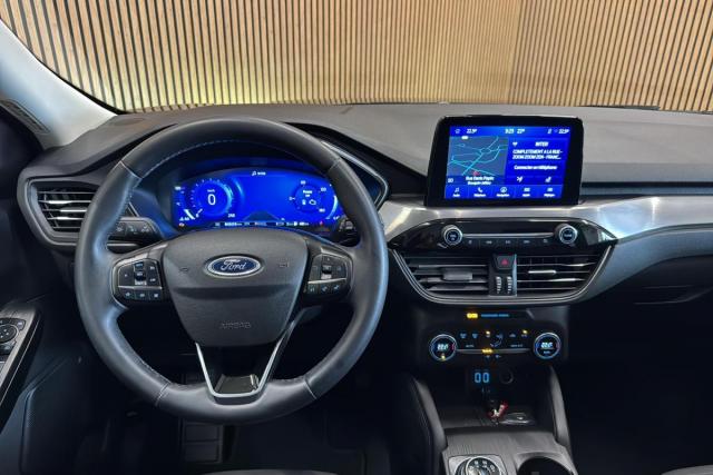 Ford Kuga image 7
