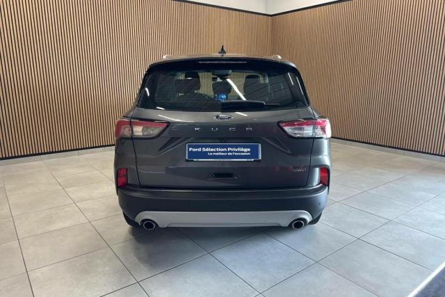 Ford Kuga image 8