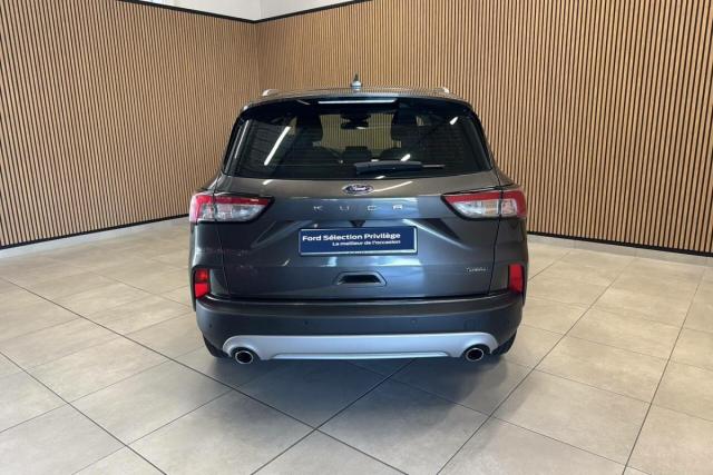 Ford Kuga image 5