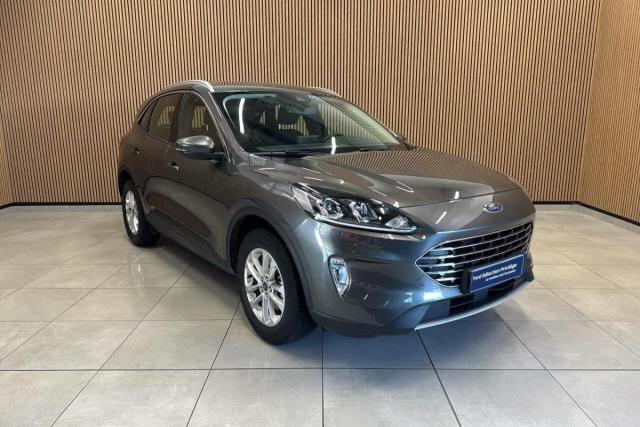 Ford Kuga image 4