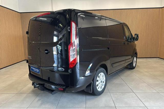 Ford Transit Custom image 2