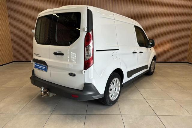Ford Transit Connect image 8