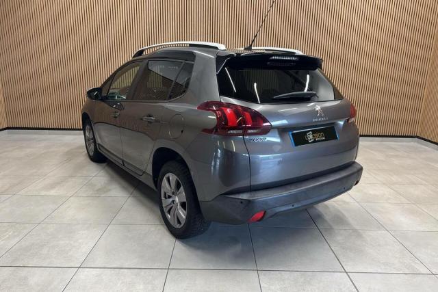 Peugeot 2008 image 8