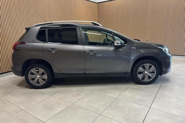 Peugeot 2008 image 3
