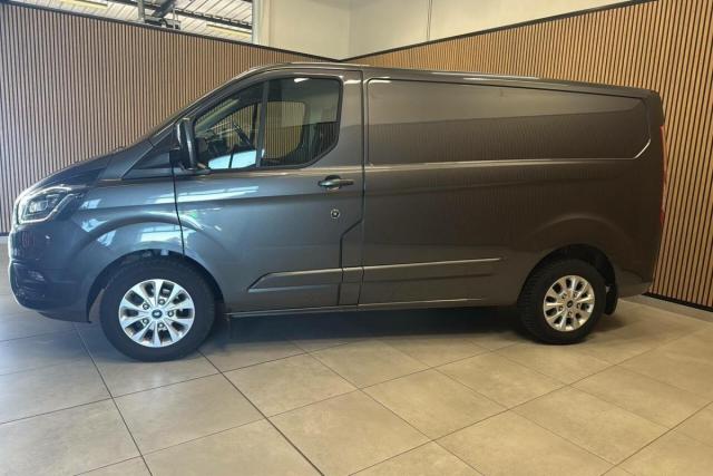 Ford Transit Custom image 9