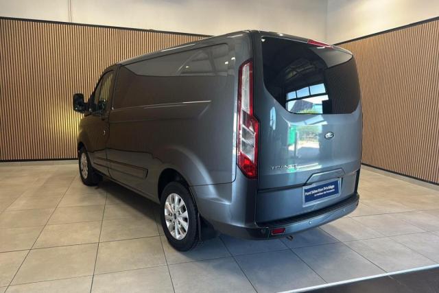 Ford Transit Custom image 2