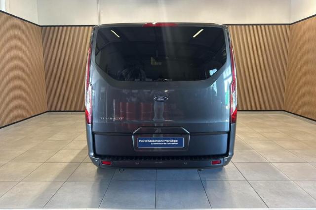 Ford Transit Custom image 8