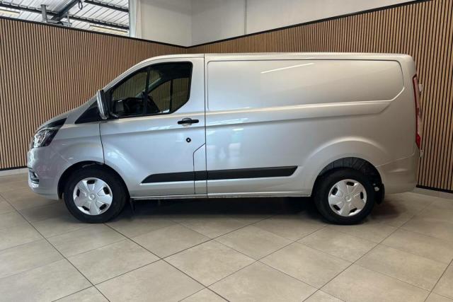 Ford Transit Custom image 9
