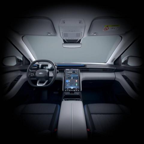 Ford Explorer image 5
