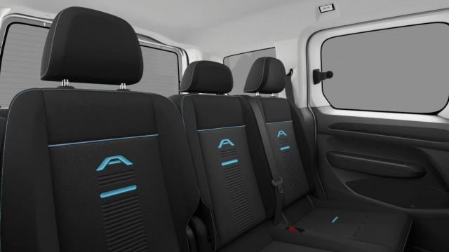 Ford Tourneo Connect image 8