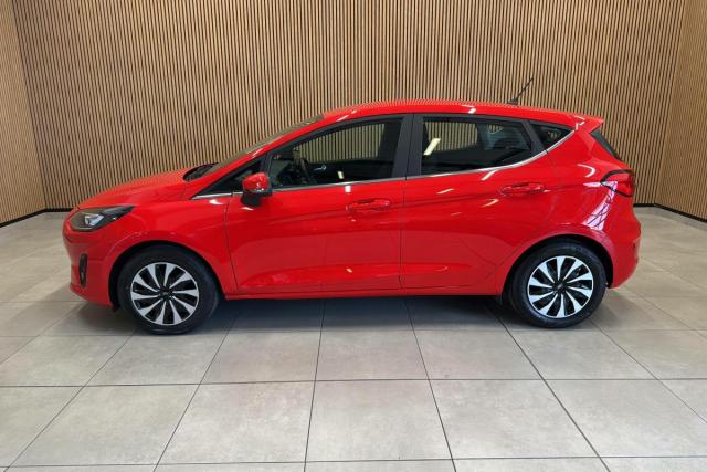 Ford Fiesta image 5