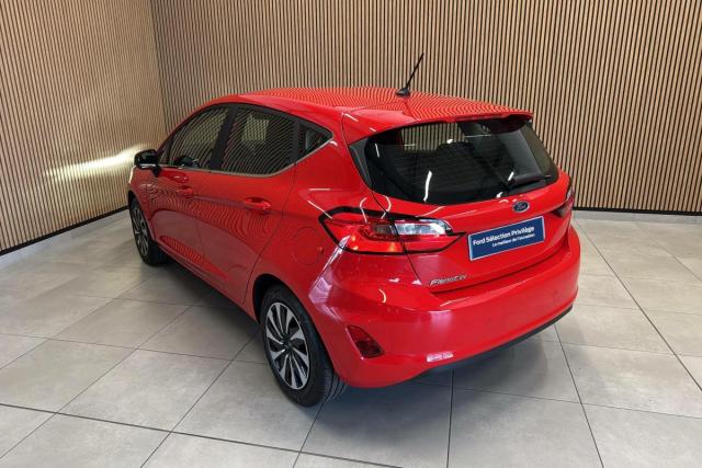 Ford Fiesta image 9