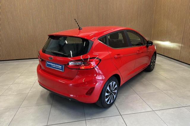 Ford Fiesta image 6