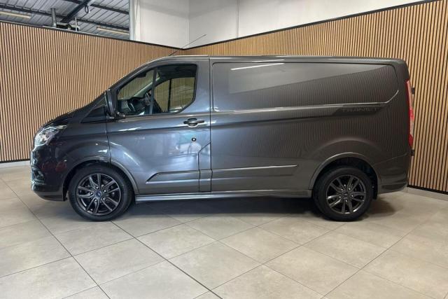 Ford Transit Custom image 1