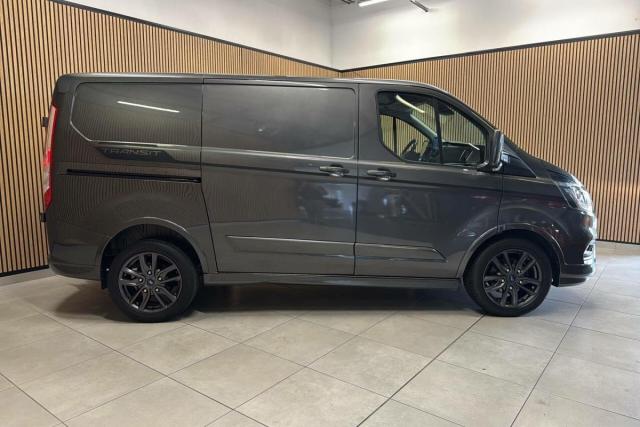Ford Transit Custom image 5