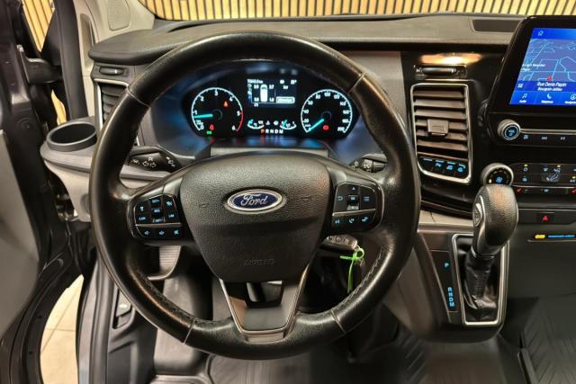 Ford Transit Custom image 9