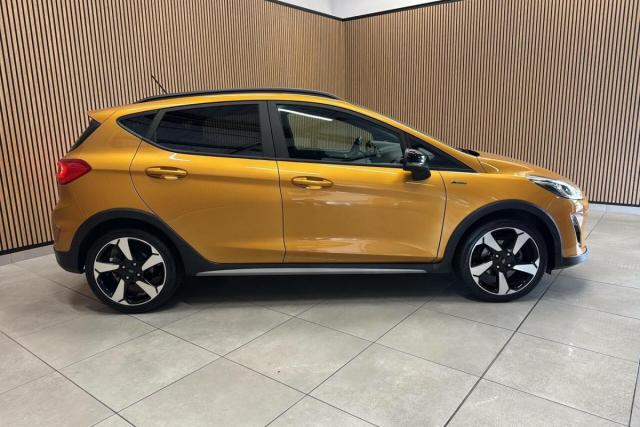 Ford Fiesta image 6