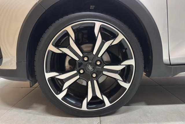 Ford Fiesta image 3