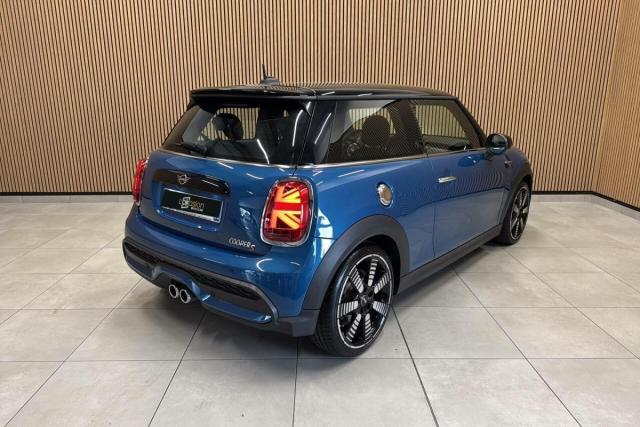 Mini 3 Portes image 1