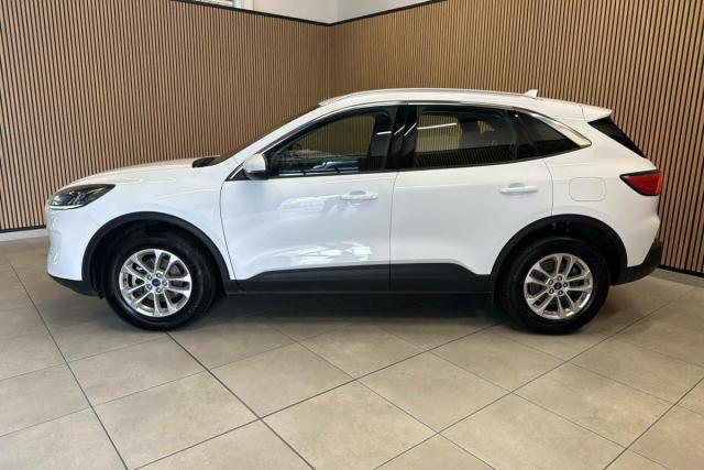 Ford Kuga image 5