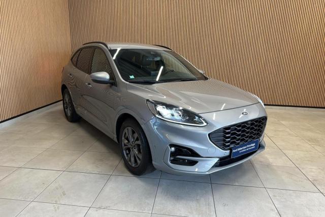 Ford Kuga image 4