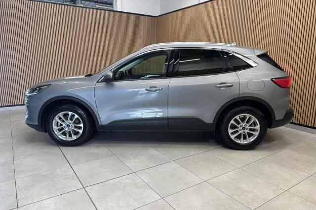 Ford Kuga image 4