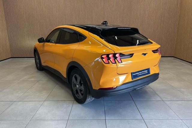 Ford Mustang image 2