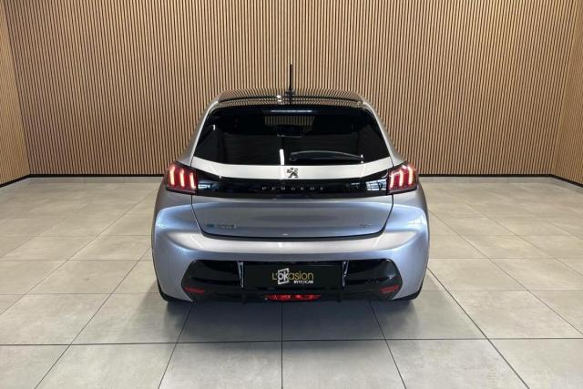 Peugeot 208 image 1