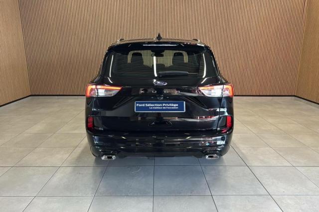 Ford Kuga image 6