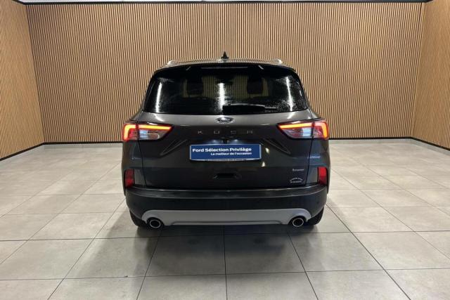 Ford Kuga image 9