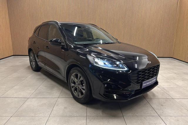 Ford Kuga image 3
