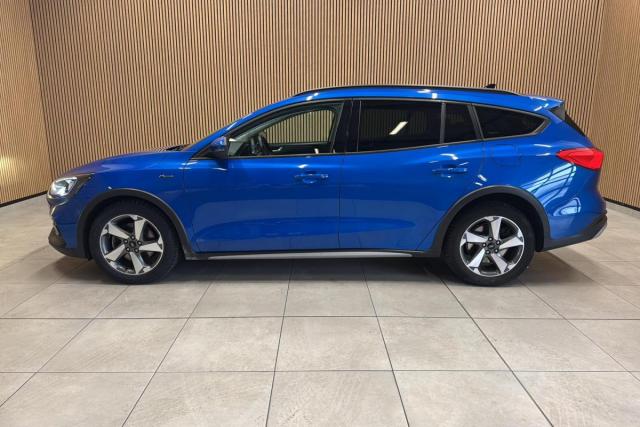 Ford Focus image 6