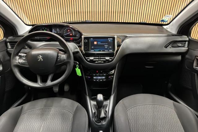 Peugeot 208 image 4
