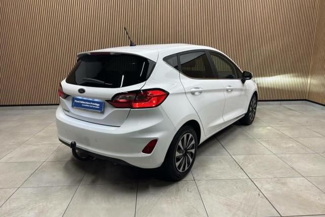 Ford Fiesta image 6