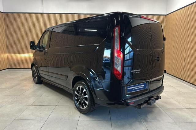 Ford Transit Custom image 5