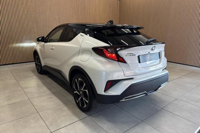 Toyota C-Hr image 5