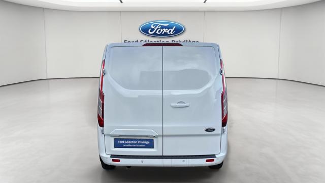 Ford Transit Custom image 6