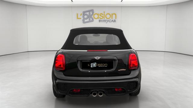 Mini Cabrio image 6