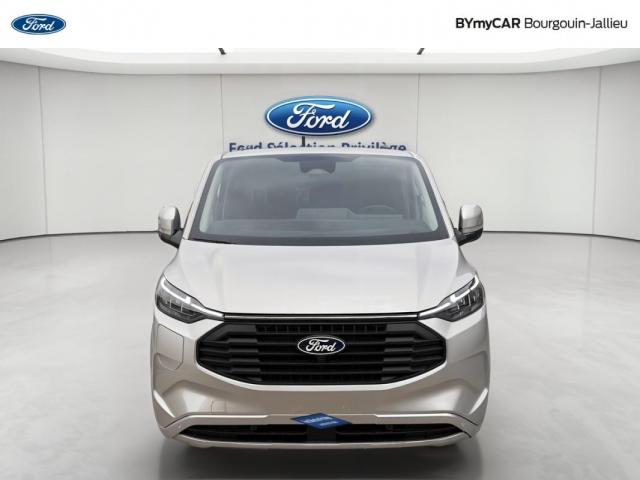 Ford Transit Custom image 2