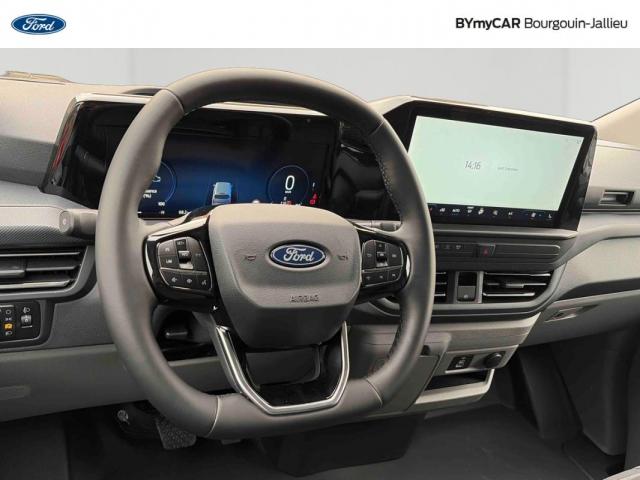 Ford Transit Custom image 6