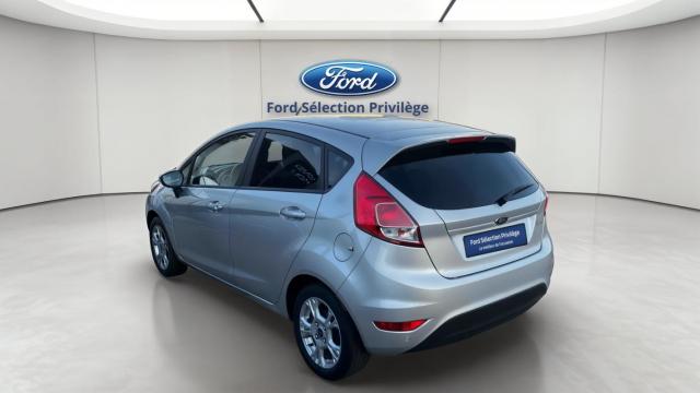 Ford Fiesta image 8
