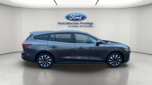 Ford Focus image 5