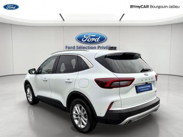 Ford Kuga image 6