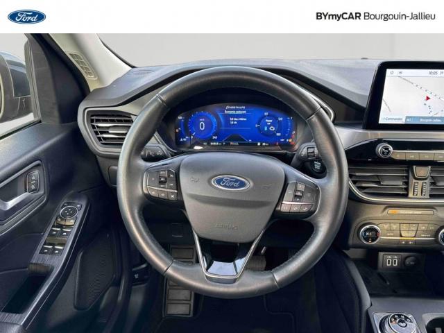 Ford Kuga image 6
