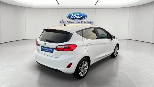 Ford Fiesta image 8