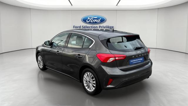 Ford Focus image 8