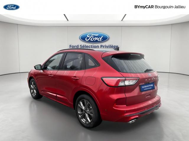 Ford Kuga image 3
