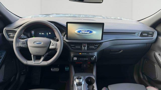 Ford Kuga image 4